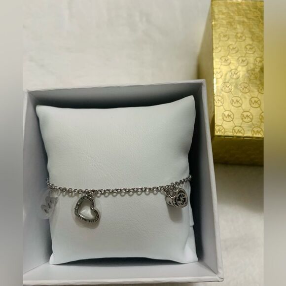Michael Kors Jewelry - Michael kors Silver heart bracelet MKJX7780040